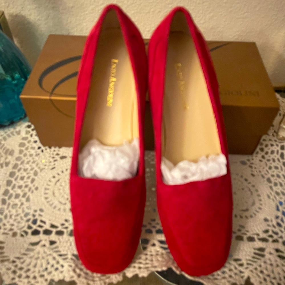 Enzo Angiolini Suede Leather Flat Slip on Women's Shoe Size  8.5 NIB